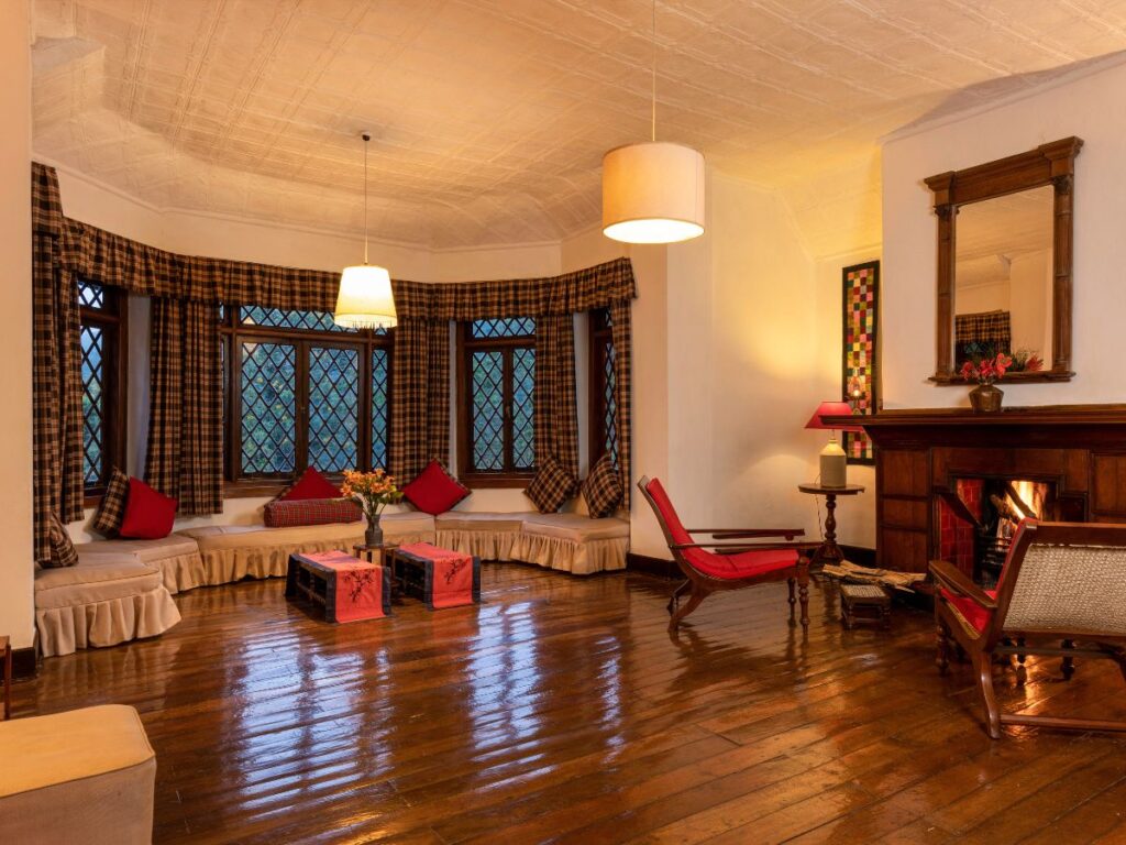 Luxurious Accommodations with Colonial Charm in Tea Estate Bungalows In Nuwara Eliya