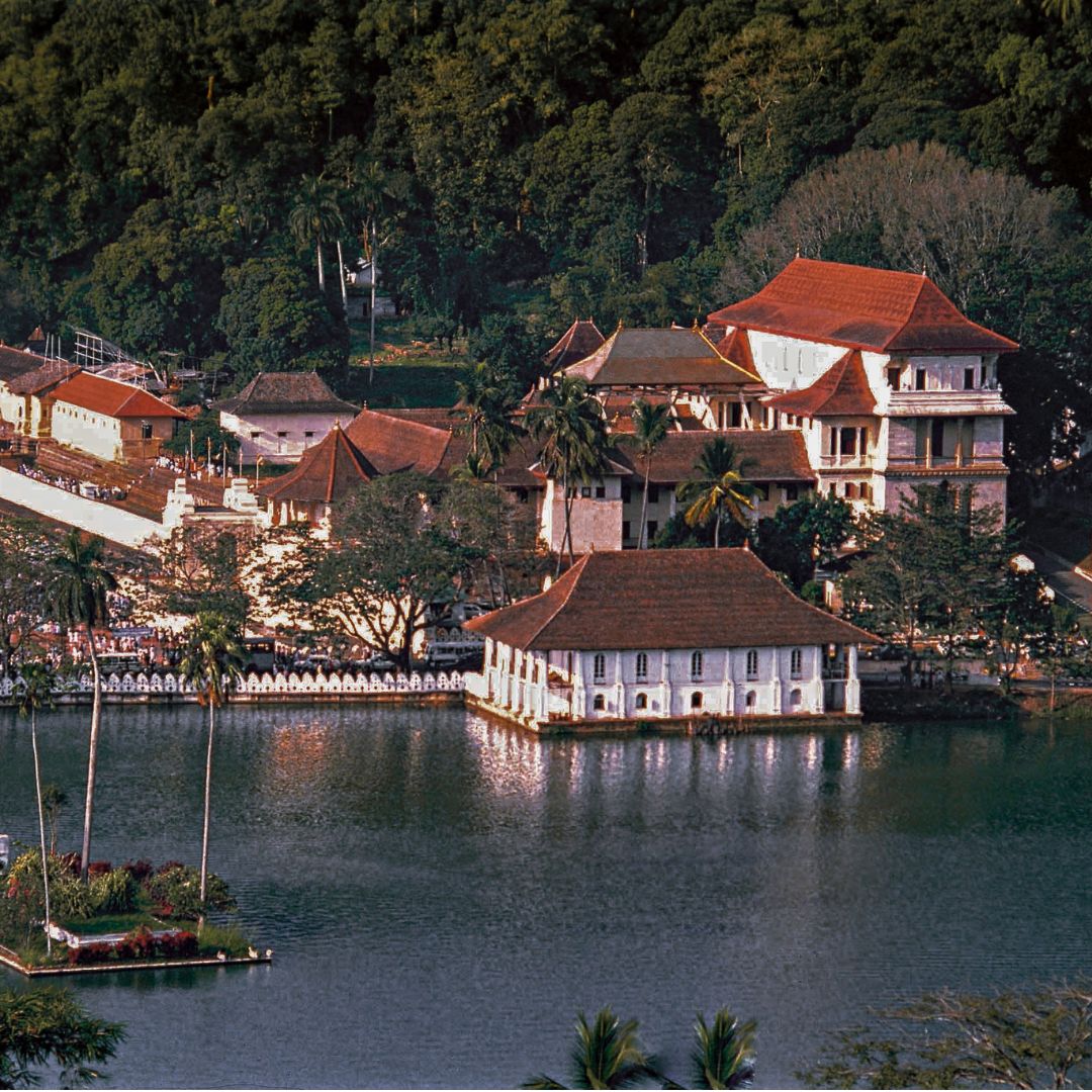 Top 5 Historical and Cultural Experiences Near Mountbatten Bungalow