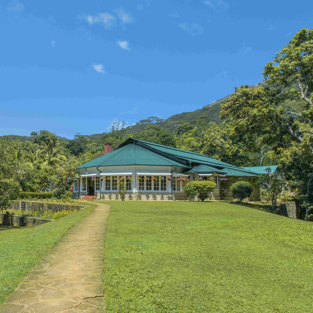 Boutique Hotels in Kandy with Colonial Charm and Scenic Garden Views