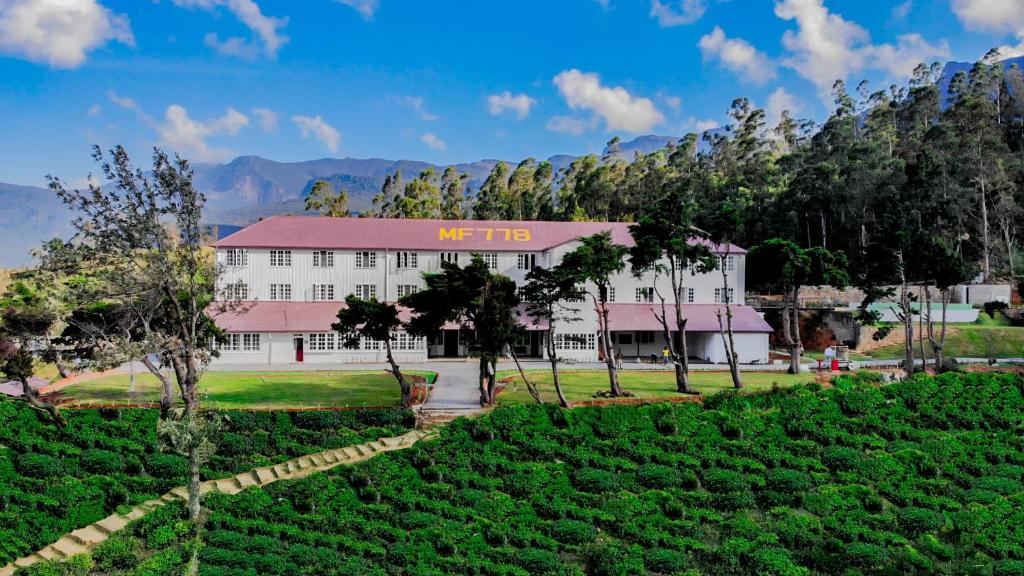 Tea & Experience Factory hotel surrounded by tea plantations in Mandaramnuwara, Sri Lanka