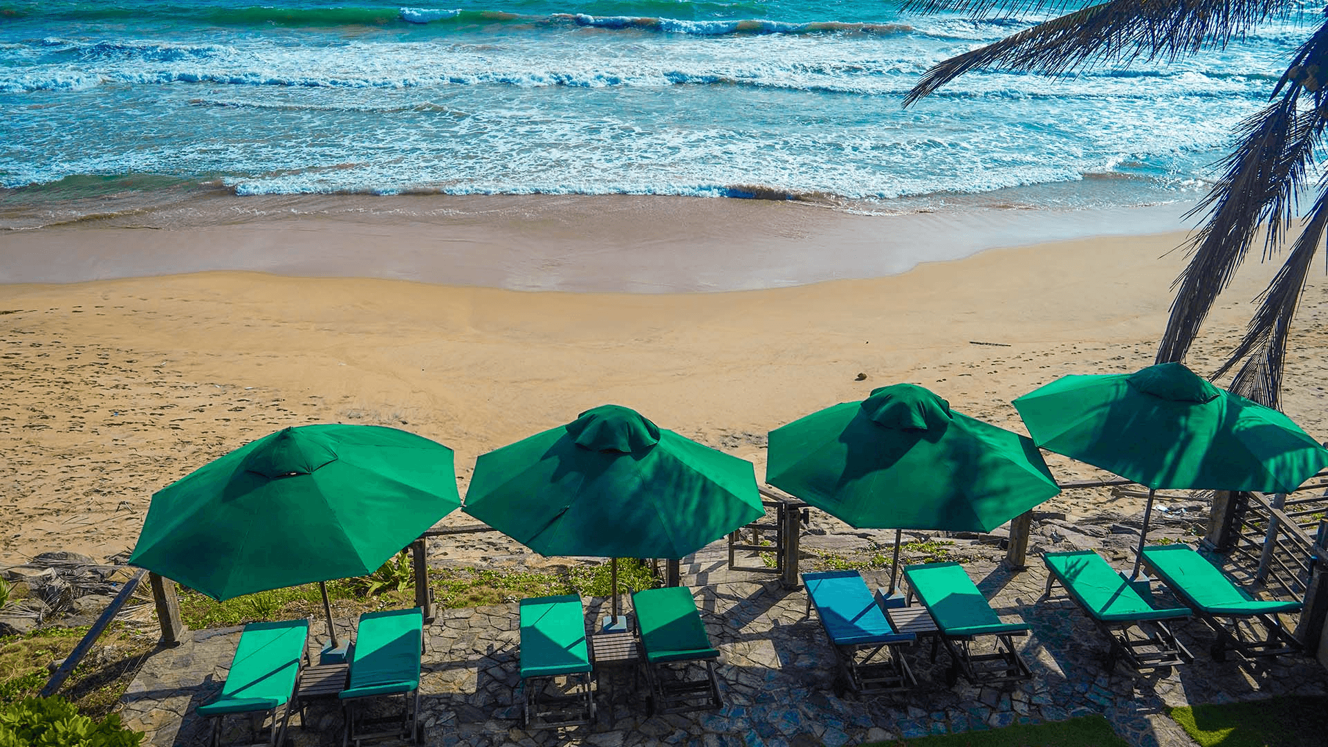 Beach front at Hikka House