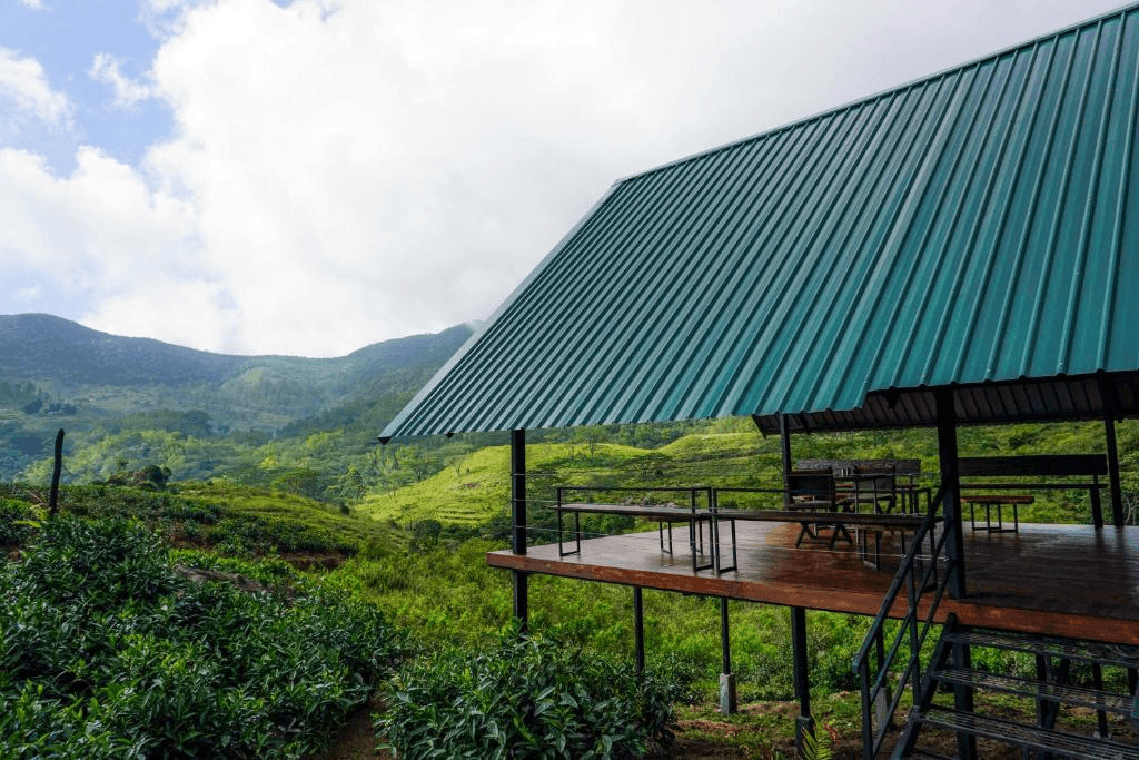 The dining area of Wild Glamping Knuckles overlooking the Knuckles mountains
