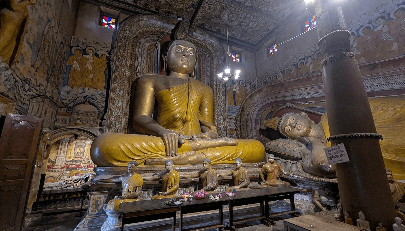 Seated Buddha statue at the Wewurukannala temple complex near Dikwella